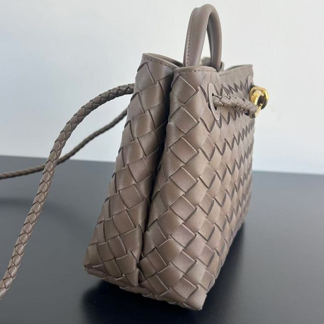 BV original lambskin small andiamo 743568 pinecone