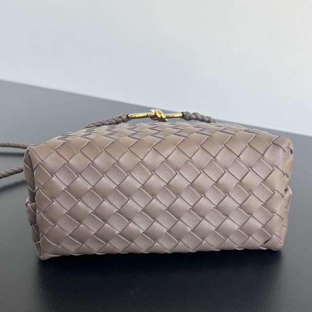 BV original lambskin small andiamo 743568 pinecone