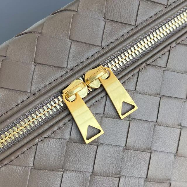 BV original calfskin bang bang vanity case 789109 limestone