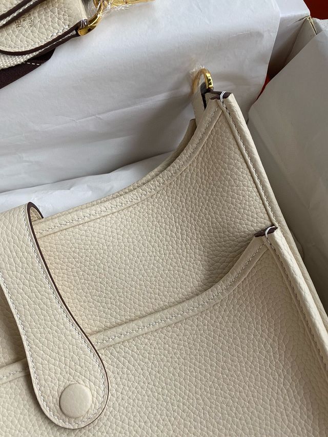 Hermes original togo leather evelyne pm shoulder bag E29 nata