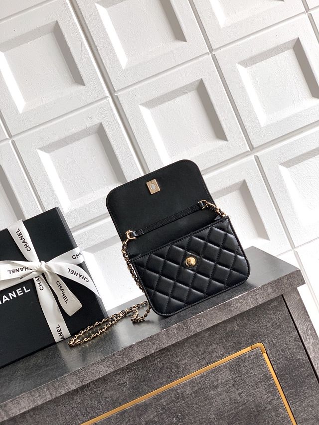 CC original lambskin mini clutch with chain AP4975