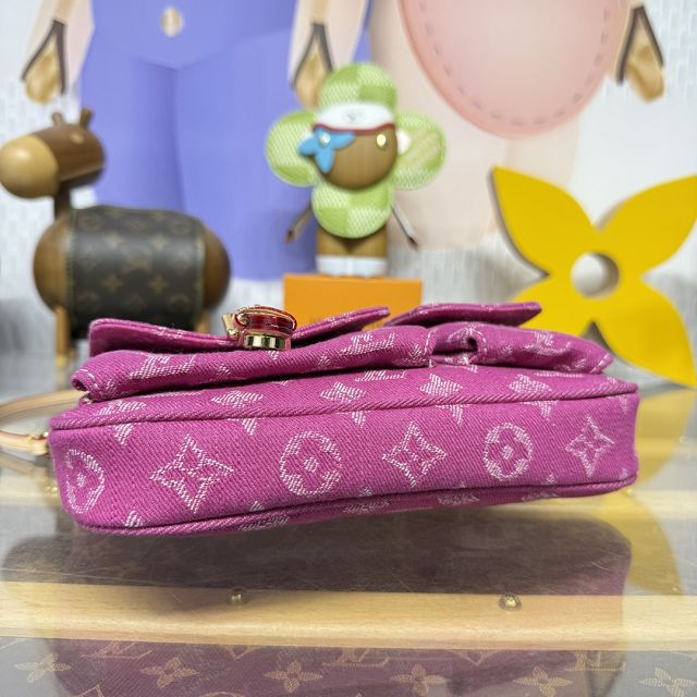 Louis vuitton original denim pochette accessoire cargo M27602 pink