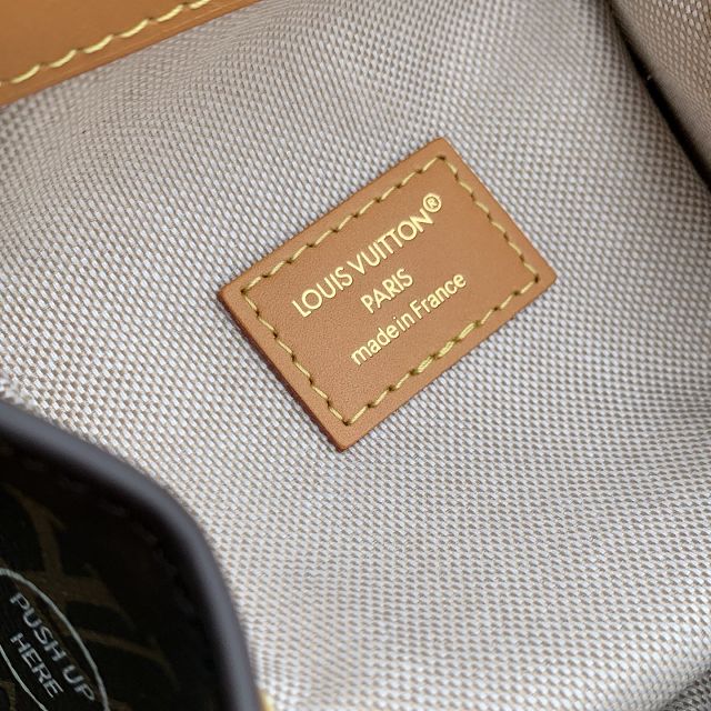 Louis vuitton original monogram canvas milk bag M29326