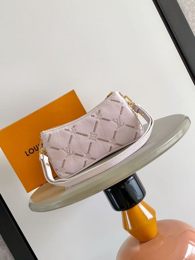 Louis vuitton original calfskin liv pochette M29495 light pink