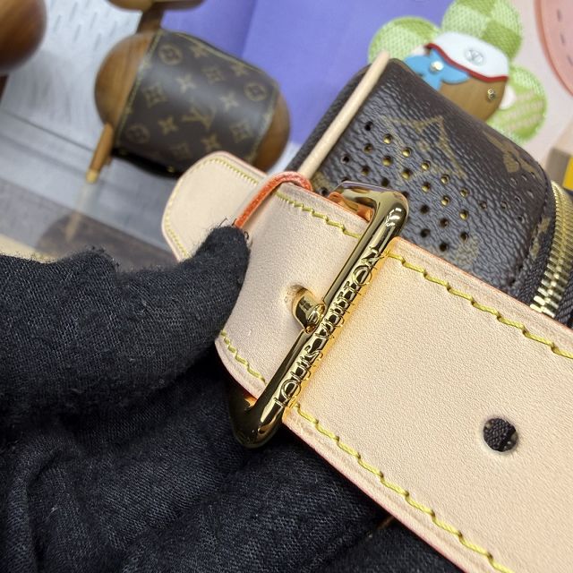 Louis vuitton original monogram canvas locker dopp kit M29165