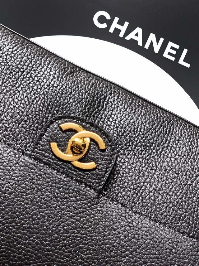 CC grained calfskin maxi flap bag AS6231 black