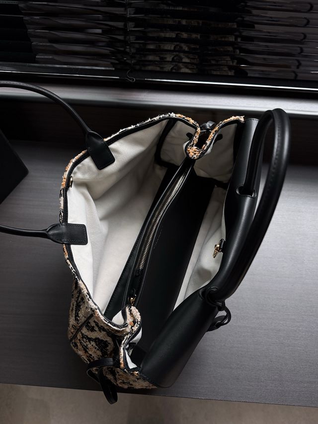 CC tweed medium shopping bag AS6428 black