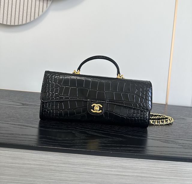 CC crocodile calfskin clutch with chain AP5280