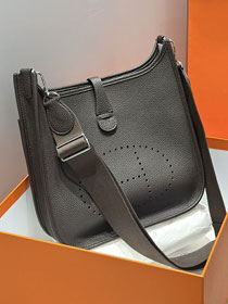 Hermes original togo leather evelyne pm shoulder bag E29 ebene