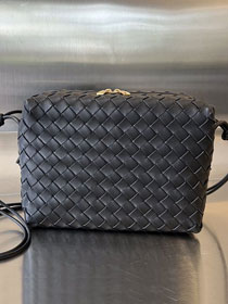 BV original lambskin medium loop camera bag 680256 black