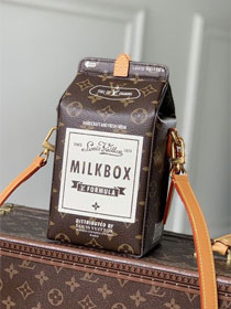Louis vuitton original monogram canvas milk bag M29326